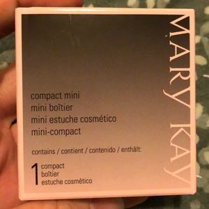 Mary Kay Compact Mini